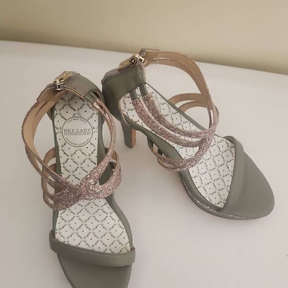 Hey Lady Grey Double Trouble Platform, 7.5, New - Picture 3 of 7